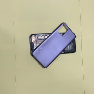 Vỏ thay thế điện thoại Realme 8i full bộ có luôn khay sim với kính camera sau