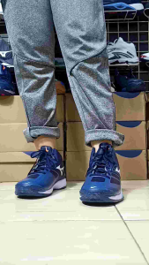 Sepatu voli mizuno wave momentum 2 volly ball /Sepatu Volly mizuno wave momentum anti air cepat kering uniseks pria wanita /Sepatu Olahraga Pria terbaru /Sepatu Volly wanita terbaru