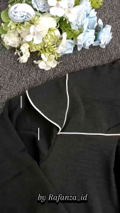 CLARA BLOUSE STRIP KOREAN BLOUSE STRIP