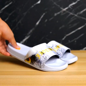 JIOTARO-Sandal Slip on Orignal Pria wanita kekinian White/Mata Elang