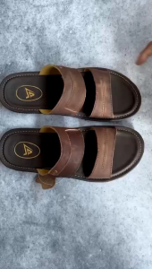 Sendal kulit pria Premium elegan kekinian Slop Flat Terbaru
