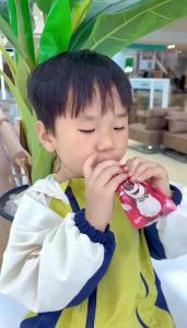 Nước thạch trái cây Gấu Dâu vị đào/dâu