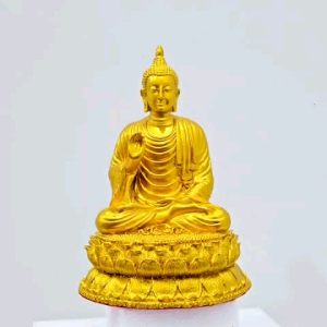 พระพุทธรูป ปางประทานพร  ฐาน 6 นิ้ว หน้าตัก 5 นิ้ว สูง 8.5 นิ้ว เนื้อมวลสารเเร่เหล็กน้ำพี้ จากบ่อเหล็กน้ำพี้ จ.อุตรดิตถ์