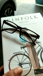 Kacamata Photochromic Blueray Antiradiasi: Solusi Optimal untuk Pengguna Gadget