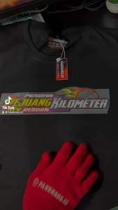 KAOS NEW PEJUANG KILOMETER REBORN (tebal bahan combed 24s)