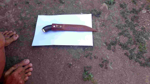 Pisau Cap Garpu Gagang Lengkung Acc Kuningan