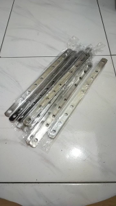 Breket Plat Besi bolong tebal Chrome universal