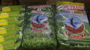 Lốc Trà Ngọc Trang vàng B’lao/Trà sâm dứa nhãn hiệu Chim én gói (6 gói x 70g)/(1 gói x 400g)