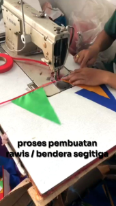 Bendera Segitiga Warna Warni Merah Putih 5 Meter: Festival Termurah & Kualitas Terbaik