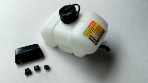 A102ชุดถังน้ำมัน รุ่นRBC411 (ครบชุดพร้อมติดตั้ง) +พร้อมปะกับยึดถัง เครื่องตัดหญ้า 2 จังหวะ "ยี่ห้อ" Kanto KT-RBC -411 #งานคุณภาพ #แท้ติดเครื่องใหม่มา #ตรงปก 100%