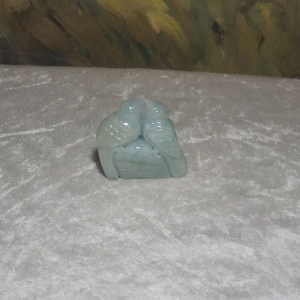 Type A Jadeite light green two magpies (double happiness) Jade handheld decor display (with certificate)