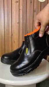 Sepatu kerja safety Resleting ujung besi  Boots Hitam Pria Shoes