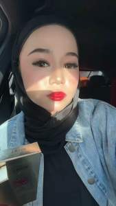 RVERA Lip Gloss Treatment