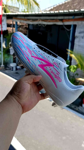 PROMO 12.12 Specs Sepatu Bola Lighspeed Reborn Hiperion Model Baru 2025 Dengan Desain Modern dan Kenyamanan Optimal