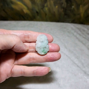 Type A Jadeite Chinese Zodiac Tiger pendant (free necklace cord) 翡翠生肖虎吊坠(送項链绳)