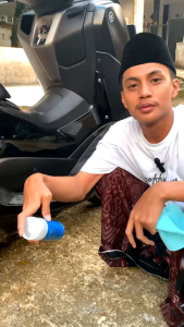 Clean Master Pengkilap Body Ekstra Bersih Dari Kotor Menempel Netto 200 Ml