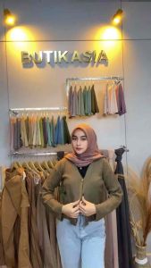 Cardigan Crop Rajut Premium: Pilihan Tepat untuk Pria