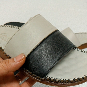 Dép quai ngang nam da bò DT050 trẻ trung thanh lịch đế dẻo may chỉ chắc chắn