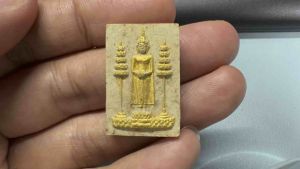 พระผงหลวงพ่อบ้านแหลมพิมพ์เล็กทาทอง ปี ๒๕๓๔ พร้อมกล่องเดิม #รับประกันพระแท้