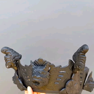 MAHKOTA SANGKAR PERKUTUT MODEL BARONG