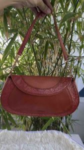 Túi 2hand đeo vai da thật họa tiết VINCIS BENCH của Hàn -T557