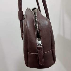 Just Met PU Leather Women Underarm Bag 𝟭𝟬𝟬% 𝗔𝘂𝘁𝗵𝗲𝗻𝘁𝗶𝗰