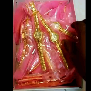 Water Resist women Watches 2021 Luxury Brand Diamond Quartz Ladies Rose Gold Watch Stainless Steel Clock Dress Watch Ladies ( Long 22cm)There is no water in it Bead