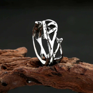 Cincin Elegan Desain Mahkota Berduri Sang Raja / The Kings Crown of Thorns (Adjustable)