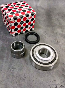 Bering Roda Belakang Set Daihatsu Gran Max Luxio / Bearing / Lahar / Laker Grand Max