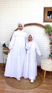 GAMIS PUTIH ANAK MULAI 3TAHUN - DEWASA CUTETRIK HALLA GAMIS PUTIH REMAJA GAMIS PUTIH DEWASA BROKAT CASUAL SIMPEL CANTIK UMUR MULAI 3 TAHUN ANAK DAN REMAJA TEENAGER BROKAT