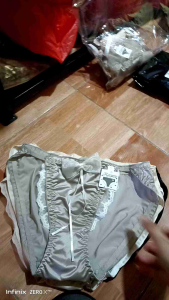 C03 Celana Dalam Wanita Full satin depan belakang mengkilap shiny