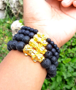 Gelang Manik Manik Black Meteor Lava Tektite Bracellet Pixiu Emas
