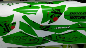 Pilihan Warna Decal Motor & Aksesoris KLX