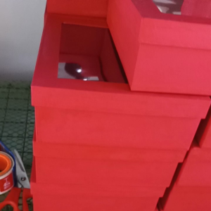 White Grazing Box with Transparent Window and Purple Thermos Inside