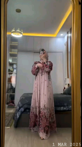 Desain Gamis Lebaran 2025 & Baju Lebaran Wanita Terbaru