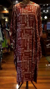 Daily Kaftan Rayon by Dian Pelangi LIMITED EDITION Busana Homey Muslim Home Dress Daily Gamis Casual Wanita Cantik Anggun Modis Modern Elegan Mewah Model Terbaru Motif Abstrak Hand Made Kekinian