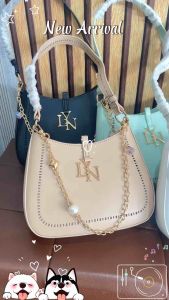 👜LYNกระเป๋าทรงพอช คอลใหม่ล่าสุด น่ารักมาก 👜