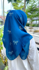 HIJAB SEGI EMPAT PAYET SWAROSKY/PARIS JADUL PAYET PITA