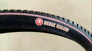 Ban Luar Becak Gerobak Sepeda 28x1 1/2 SWALLOW Hitam - Ban Becak - Ban Luar Becak - Ban Luar Gerobak Becak - Ban Luar Becak Barang - Ban Luar Becak Rombong - Ban Luar Gerobak Becak - Ban Luar Becak Gerobak - Ban Becak - Ban Luar Becak - Ban Luar swallow