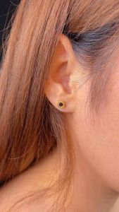 Anting tusuk bulat hitam BG titan