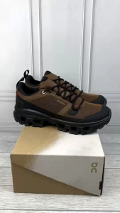 Sepatu Hiking Pria On Running Cloudrock Waterproof SUPER PREMIUM HIKING SHOES