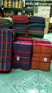 เสื่อพับ สาดพับ เล็กใหญ่ พร้อมส่ง