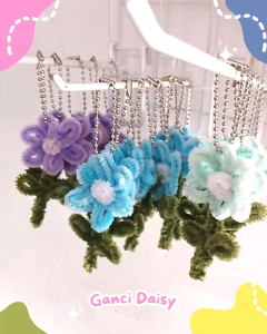 Gantungan Kunci Daisy Cherry Kupu-kupu Kawat Bulu | Ganci Bulu Mercy | Mini Ganci Cute