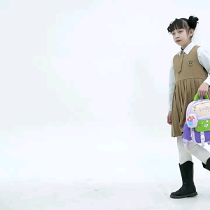 Balo đi học mầm non bé trai và bé gái in hoạt hình mã 101