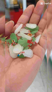 Cặp mặt dây chuyền hình Phật chiếc lá con ve chuyên mix vòng