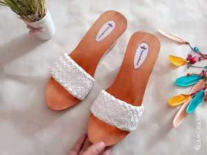 Sandal Kayu Wedges Natural/Kelom Geulis Wedges