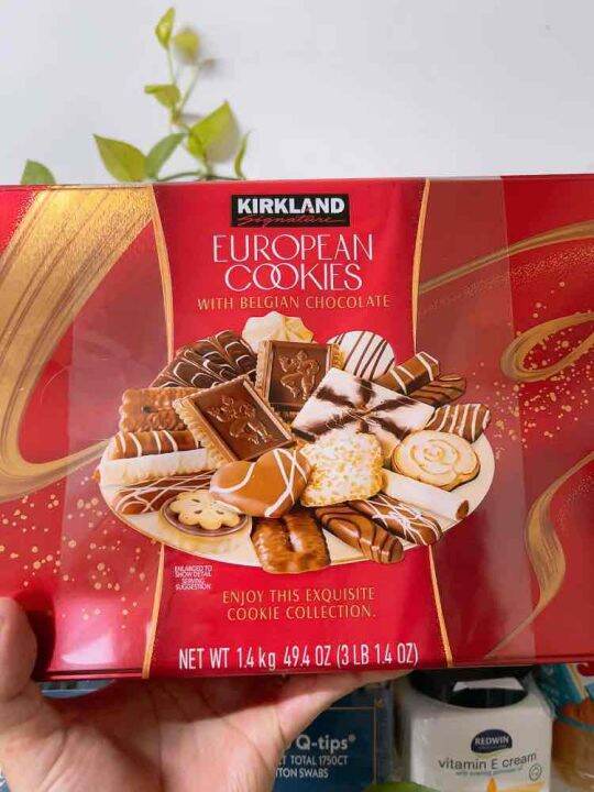 Bánh quy cookies socola Kirkland Signature European Cookies 1.4 kg của Mỹ.