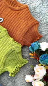 kriwil kancing atasan baju anak perempuan pakaian sweater baju rajut usia  1- 4 tahun