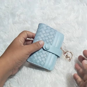 dompet kecil lipat dua kartu anyaman