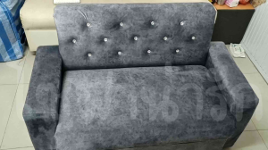 หุ้น 2 ที่นั่ง ผ้ากำมะหยี่ฮอลแลนด์ ซมพร้อมกับติดคริสตัล 13 เม็ด ขนาด 130×75×75 มม